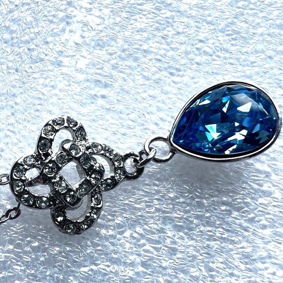 Blue & Clear Swarovski Crystal Teardrop Pendant 16" Silver-tone Necklace Swan - Picture 7 of 7